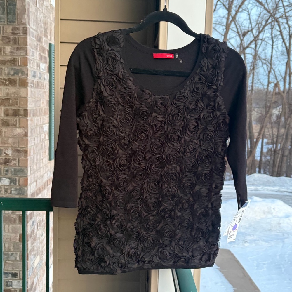 🆕 Cyrus Black 3D Rosette Floral Textured Top 3/4 Sleeve Scoop Neck Medium Office - Picture 3 of 14